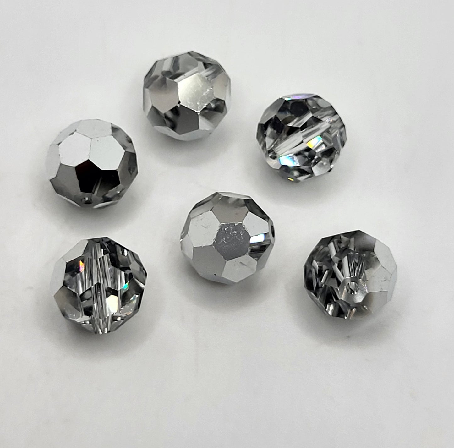#5000 - Swarovski Crystal Comet Argent Light CAL Round Beads