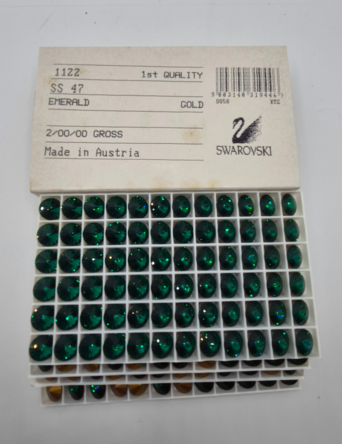 #1122 - Factory Pack Swarovski Crystal Emerald ss47 (10mm) Rivoli Chaton; 288pc