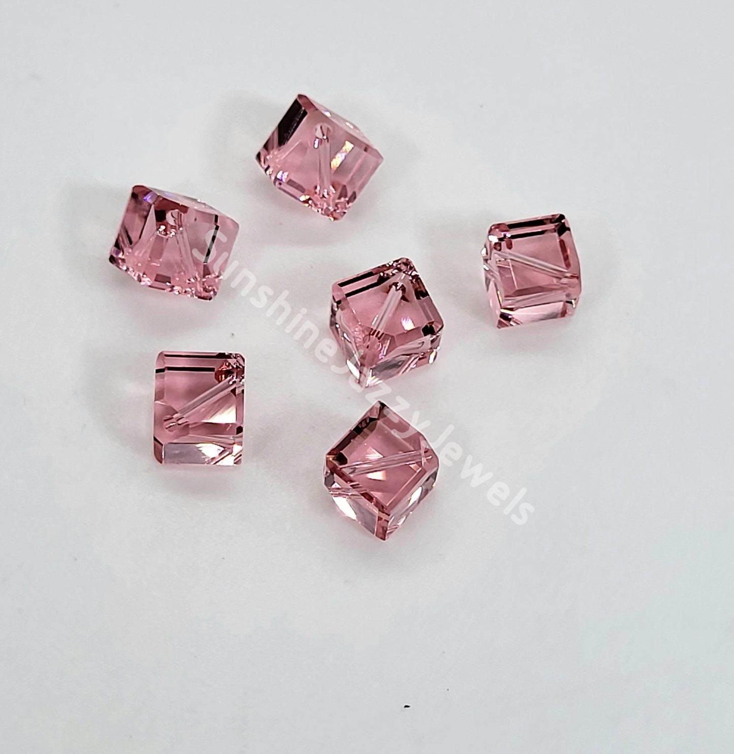 #5600 - Swarovski Crystal Diagonally Cube Beads