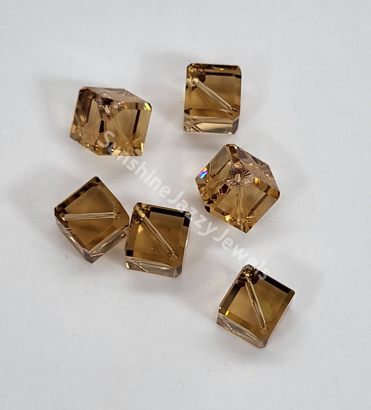 #5600 - Swarovski Crystal Diagonally Cube Beads