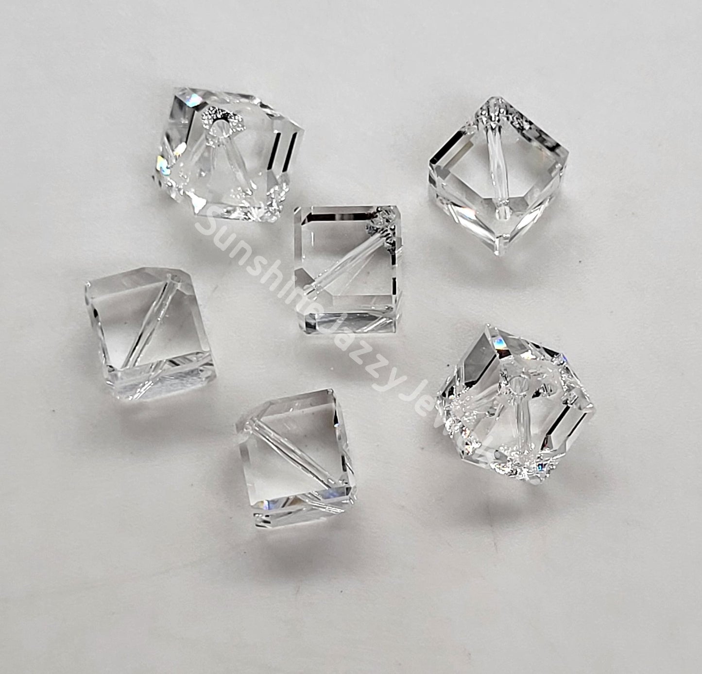 #5600 - Swarovski Crystal Diagonally Cube Beads