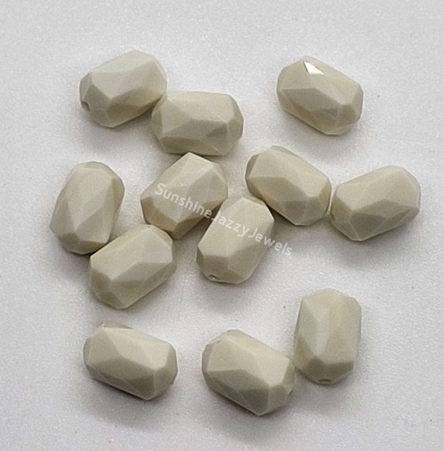 #5204 - Swarovski Crystal Barrel Beads