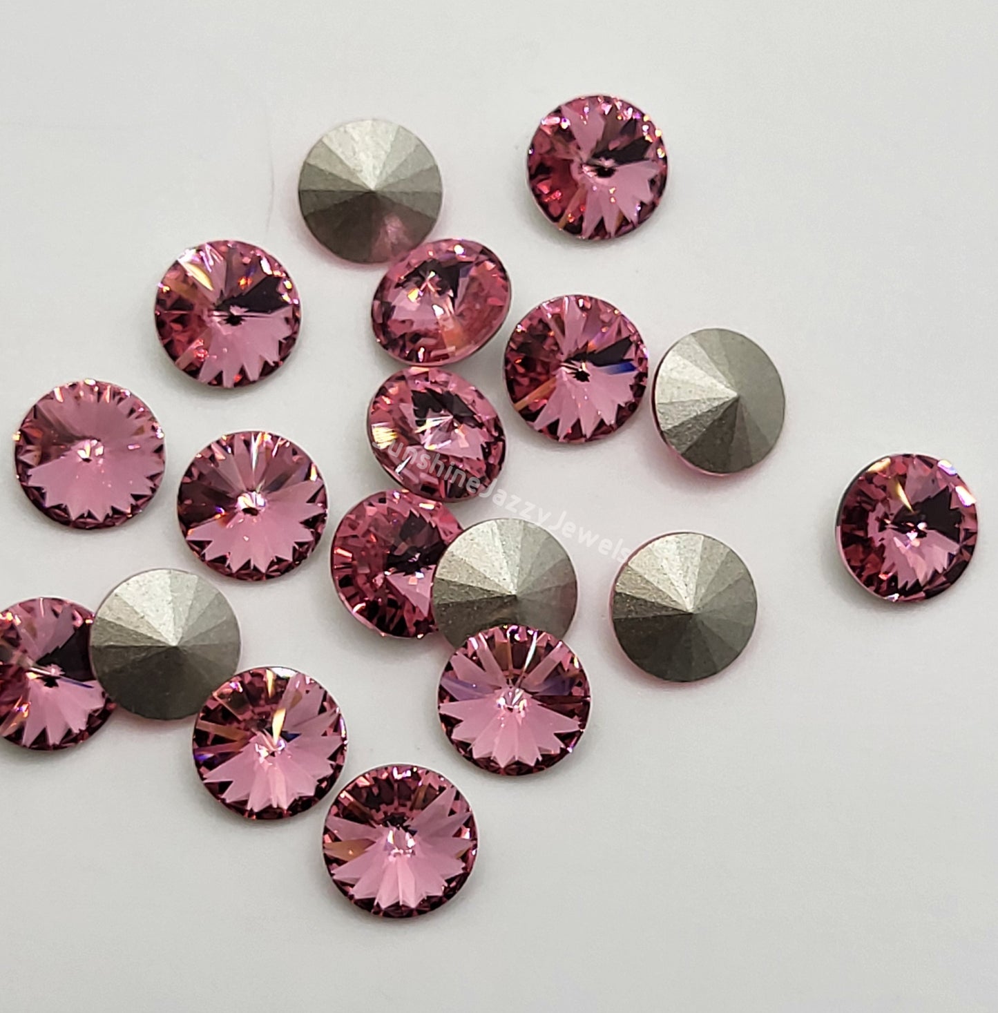 #1122 - Swarovski Crystal ss39 (8mm) Rivoli Stone