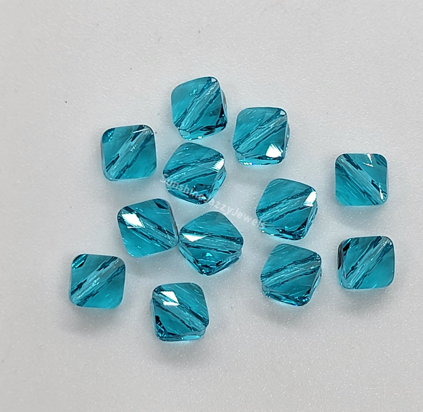 #5054 - Swarovski Crystal 6mm Mini Rhombus Beads