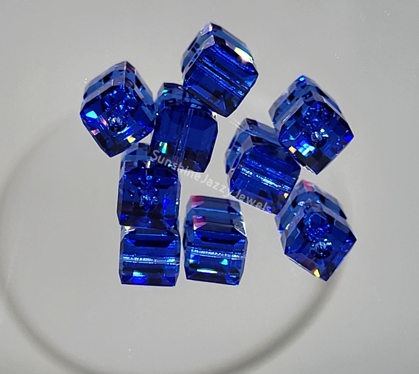 #5601 - Swarovski Crystal 8mm Faceted Cube Beads