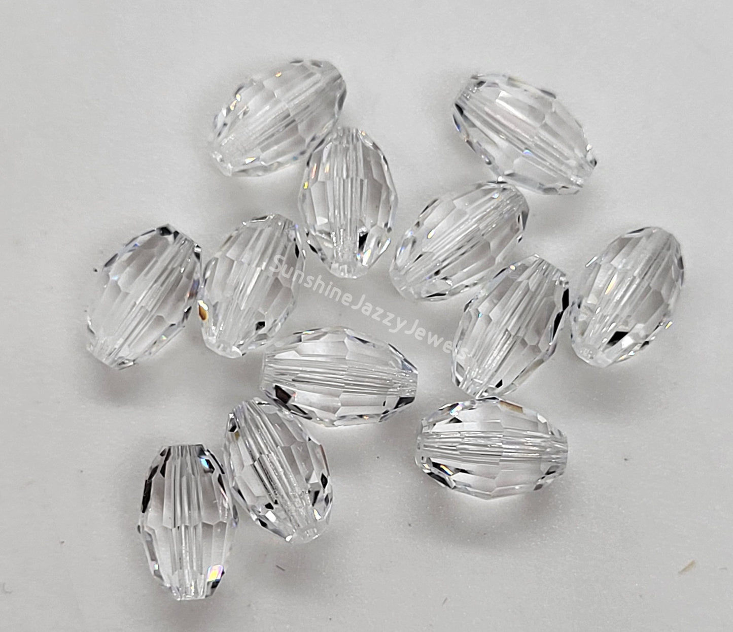 #5200 - Swarovski Crystal 9x6mm Oval Beads