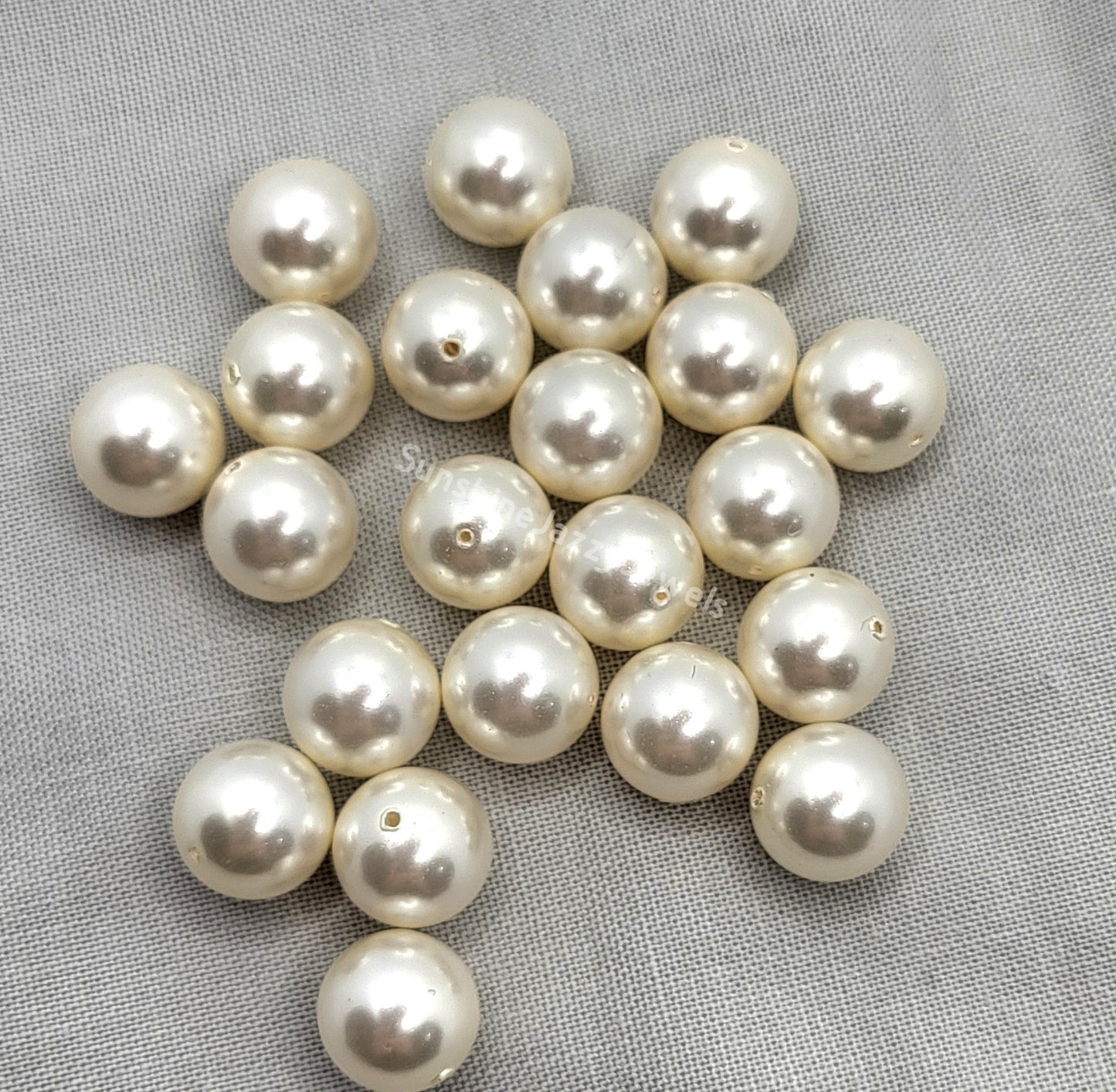 #5810 - Swarovski Crystal 10mm Round Pearl Beads; 10pc per pack
