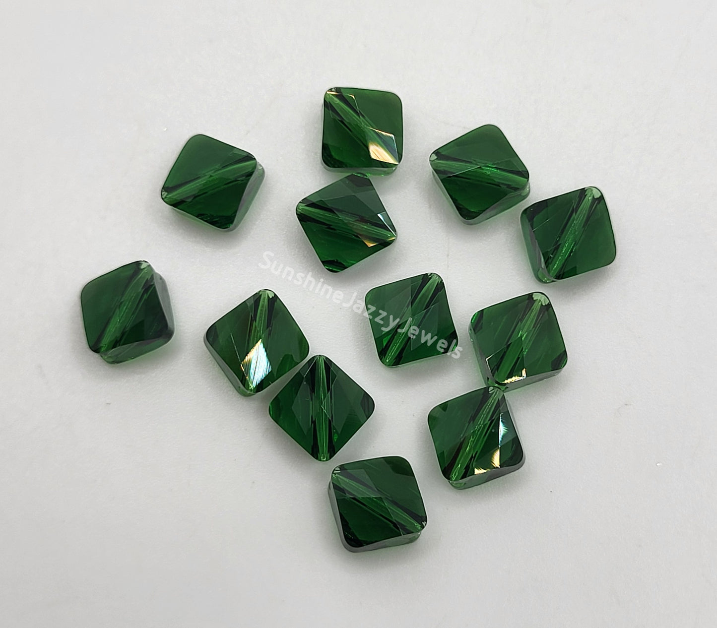#5054 - Swarovski Crystal 8mm Mini Rhombus Beads; 12pc per pack