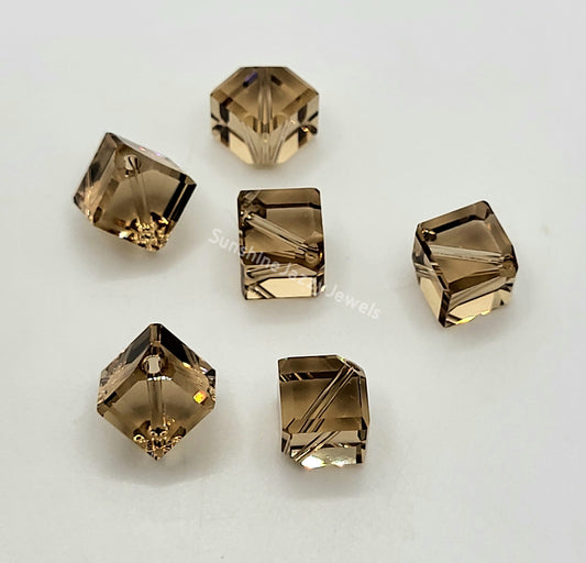 #5600 - Swarovski Crystal 4mm Diagonally Drilled Cube Beads; 12pc per pack