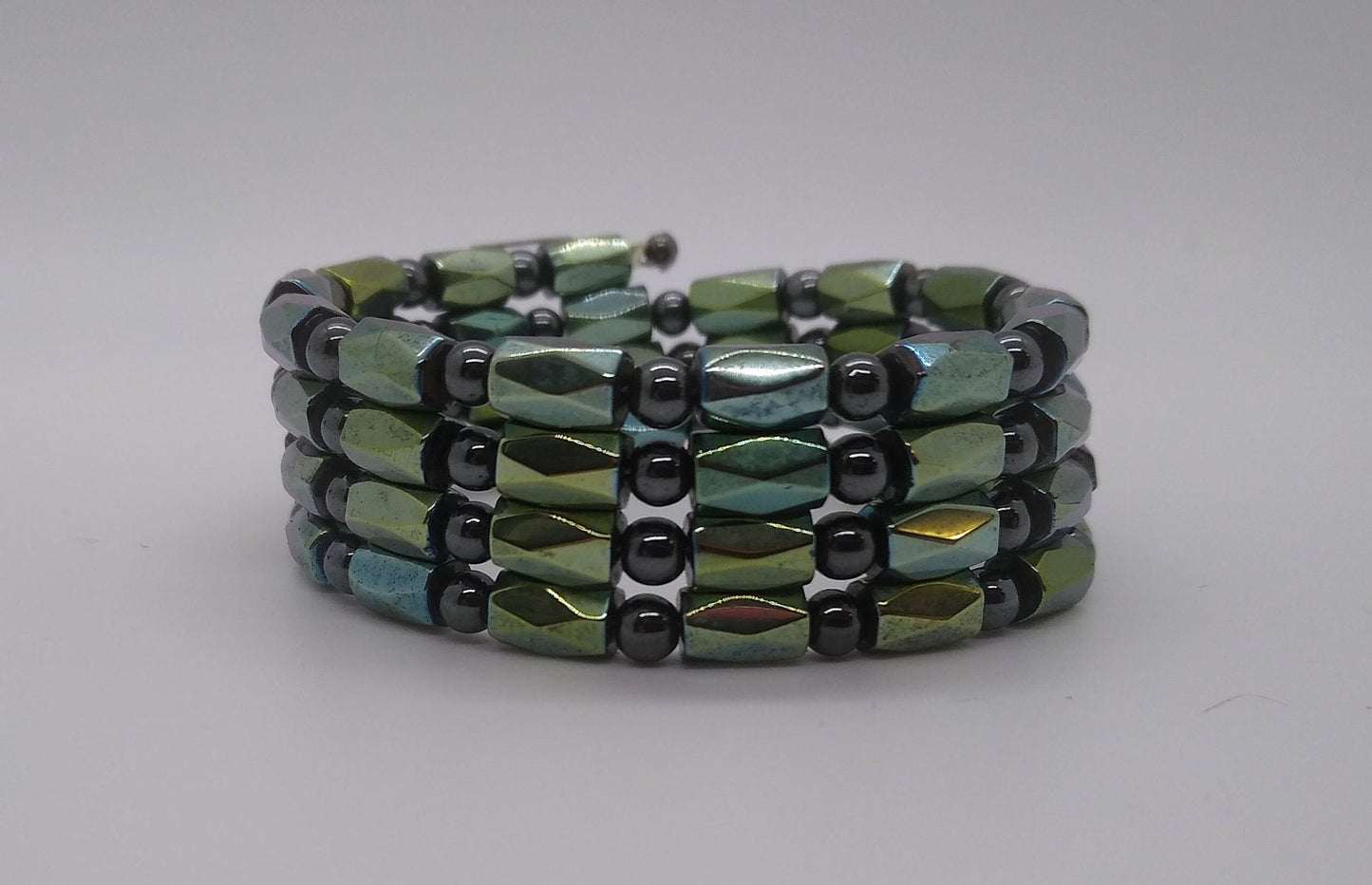 Therapeutic Magnetic Wrap Bracelet - Metallic Green